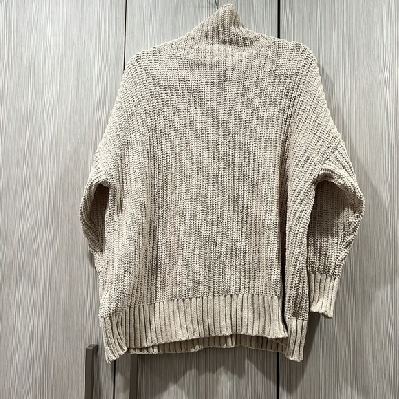 Aerie | Dreamspun Oversized Chunky Knit Mock Neck Sweater | Cream | Medium - Picture 5 of 13